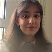 Bonjour ! Je m'appelle Marine, j'ai 19 ans et je suis étudiante en 1ere année d'études de commerce. N'hésitez pas à me contacter !